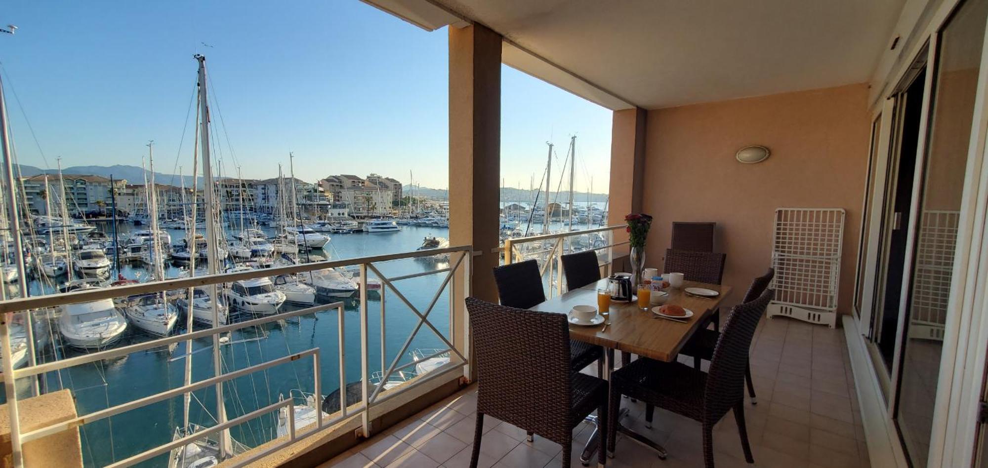 Residence Cap Hermes, Incroyable Vue Sur Le Port, Fréjus Kültér fotó
